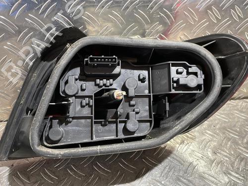 Used Left taillight Left taillight CITROËN XSARA (N1) 1.9 D (68 hp) 21515560 21515560