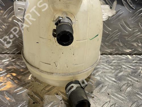 Used Expansion tank DACIA LOGAN MCV (KS_) 1.5 dCi (KS0W) (86 hp) 21507406