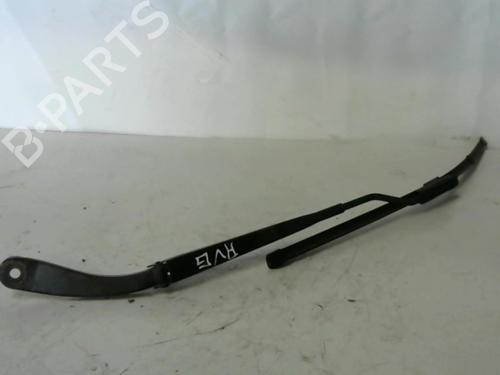 Used Front windshield wiper arm RENAULT MEGANE II (BM0/1_, CM0/1_) 1.5 dCi (BM1F, CM1F) (86 hp) 27816658