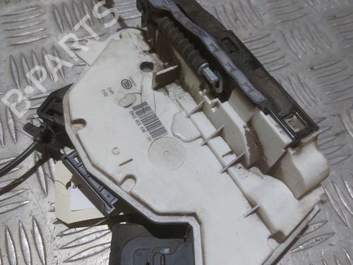 rear-right-lock-seat-leon-5f1-2012-2013-2014-2015-2016-2017-2018-2019-2020-2021-26211822 main image