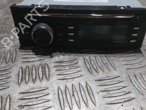 Sistema audio PEUGEOT 208 I (CA_, CC_) 1.6 HDi / BlueHDi 75 (75 hp) 21513524