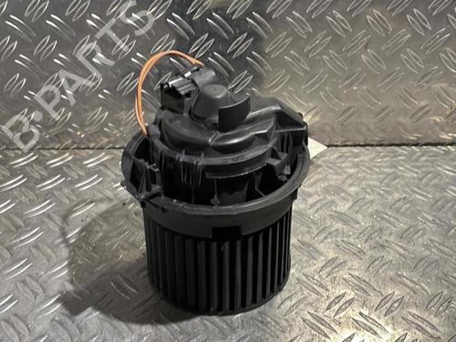 Ventilator motor RENAULT CLIO IV (BH_) 1.5 dCi 75 (75 hp) 21515617