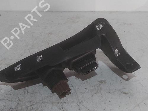 right-front-window-switch-renault-kangoo-express-fc01_-1997-36423858 main image