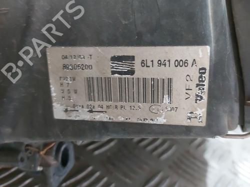 Used Right headlight Right headlight SEAT IBIZA III (6L1) 1.9 TDI (100 hp) 21507797 21507797