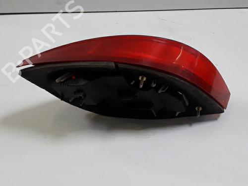 Høyre baklys Høyre baklys FORD KA (RB_) 1.3 i (60 hp) 28487465 28487465