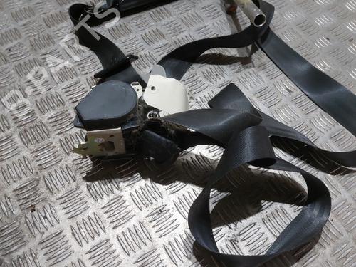 Used Front left seatbelt RENAULT LAGUNA III (BT0/1) 2.0 dCi (BT07, BT0J, BT14, BT1A, BT1S) (131 hp) 21509365