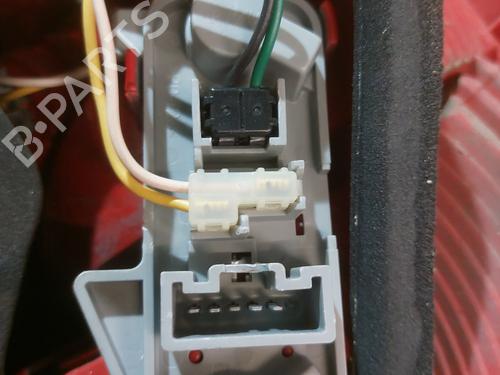 Used Left taillight Left taillight TOYOTA YARIS (_P9_) 1.4 D-4D (NLP90_, NLP90R) (90 hp) 23810798 23810798