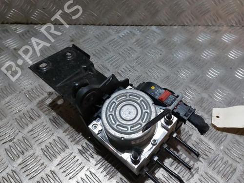 Used ABS pump AUDI A3 Sportback (8VA, 8VF) 2.0 TDI (150 hp) 21508320