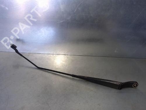 Used Front windshield wiper arm PEUGEOT 208 I (CA_, CC_) 1.6 HDi (92 hp) 30725578