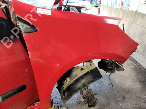 Used Right front fenders Right front fenders 30354457 30354457
