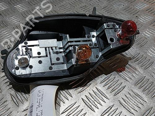 Used Lamp holder Lamp holder CITROËN C3 II (SC_) 1.4 VTi 95 (95 hp) 21508838 21508838