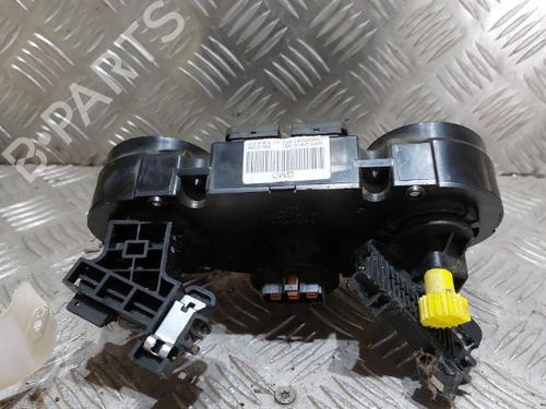 Used Climate control Climate control KIA RIO II (JB) 1.5 CRDi (110 hp) 21503115 21503115