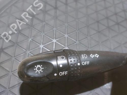 Used Switch Switch TOYOTA RAV 4 II (_A2_) 2.0 D 4WD (CLA20_, CLA21_, CLA20R, CLA21R) (116 hp) 27568556 27568556