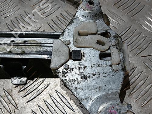 Used Front left window mechanism Front left window mechanism NISSAN NOTE (E11, NE11) 1.5 dCi (86 hp) 21513131 21513131