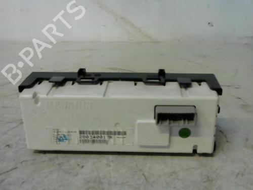 Used Display monitor RENAULT CLIO III (BR0/1, CR0/1) 1.5 dCi (BR17, CR17) (86 hp) 29027899