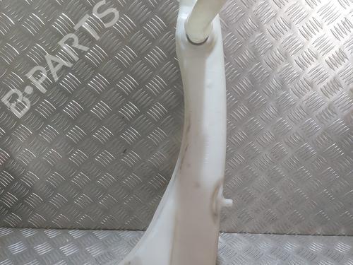 Used Windscreen washer tank RENAULT MEGANE I (BA0/1_) 1.4 e (BA0E, BA0V) (75 hp) 26890525
