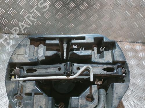 Used Jack Kit RENAULT MEGANE IV Hatchback (B9A/M/N_) 1.5 dCi 110 (B9A3) (110 hp) 22397950
