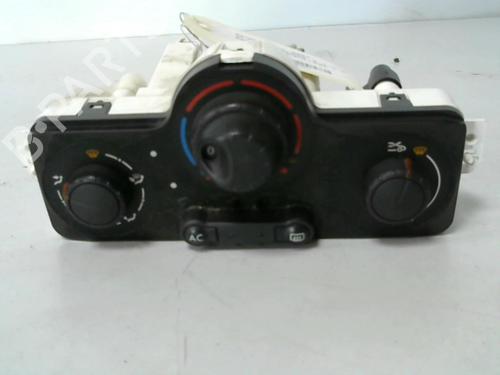 AC Styreenhet / Manøvreringsenhet RENAULT CLIO III (BR0/1, CR0/1) 1.5 dCi (C/BR0G, C/BR1G) (68 hp) 29027877