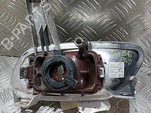 Used Right front fog light Right front fog light PEUGEOT 106 II (1A_, 1C_) 1.4 i (75 hp) 21514292 21514292