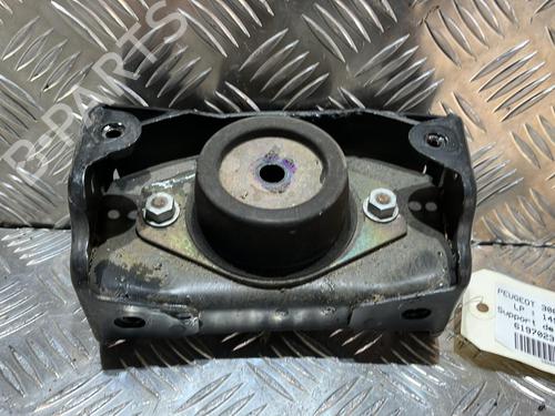 Used Gearbox mount Gearbox mount PEUGEOT 306 (7B, N3, N5) 2.0 HDI 90 (90 hp) 21511591 21511591