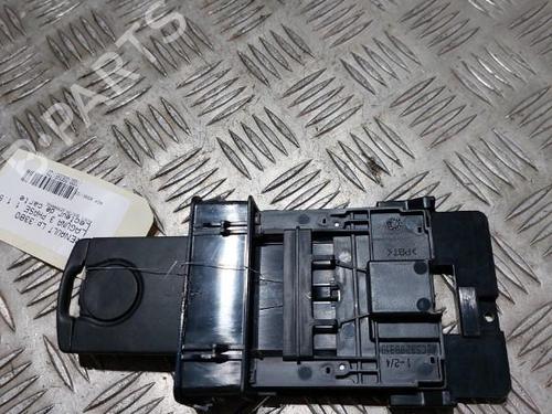 Used Card reader Card reader RENAULT LAGUNA III (BT0/1) 1.5 dCi (BT00, BT0A, BT0T, BT1J) (110 hp) 21512386 21512386