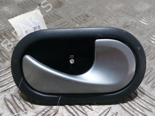 Used Front right interior door handle RENAULT CLIO III (BR0/1, CR0/1) 1.5 dCi (75 hp) 21510270