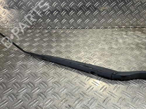 Used Front windshield wiper arm RENAULT MEGANE III Hatchback (BZ0/1_, B3_) 1.5 dCi (BZ09, BZ0D, BZ1W, BZ29, BZ14) (110 hp) 21507532