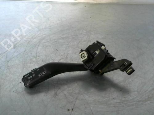 Used Switch VW TOURAN (1T1, 1T2) 1.9 TDI (105 hp) 26900042