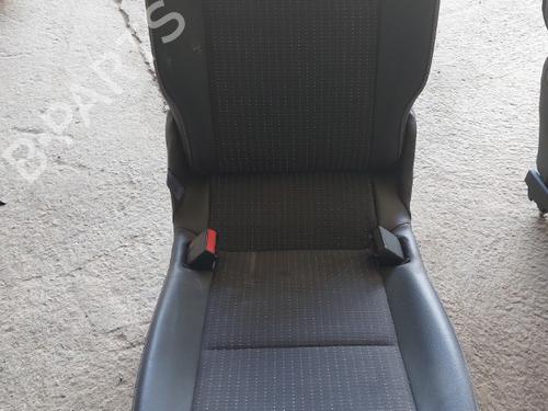Used Rear seat RENAULT SCÉNIC III (JZ0/1_) 1.9 dCi (JZ0J, JZ1J, JZ1K, JZ1S) (131 hp) 21505625