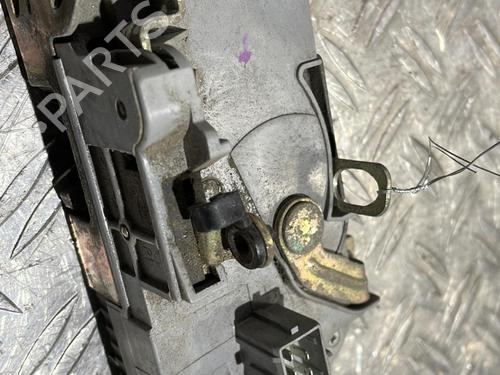 Used Front right lock PEUGEOT 306 Hatchback (7A, 7C, N3, N5) 1.9 D (68 hp) 21507431