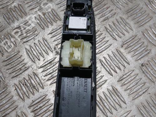 Used Left front window switch Left front window switch RENAULT CLIO IV (BH_) 1.5 dCi 75 (75 hp) 21504911 21504911