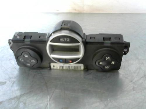 Used Climate control RENAULT CLIO III (BR0/1, CR0/1) 1.5 dCi (BR17, CR17) (86 hp) 29027906