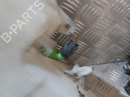 windscreen-washer-tank-bmw-3-e90-330-d-61677238668-2004-2005-2006-2007-2008-2009-2010-2011-2012-22438101 main image