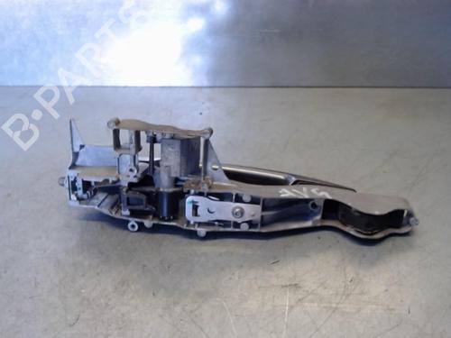 Used Front left exterior door handle Front left exterior door handle PEUGEOT 308 I (4A_, 4C_) 1.6 HDi (109 hp) 30534328 30534328