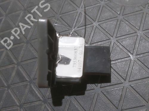 Used Right front window switch Right front window switch FIAT PANDA (169_) 1.1 (169.AXA1A) (54 hp) 25917066 25917066