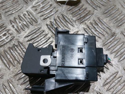 Switch RENAULT LAGUNA III (BT0/1) 2.0 dCi (BT07, BT0J, BT14, BT1A, BT1S) | BP21505086I30 