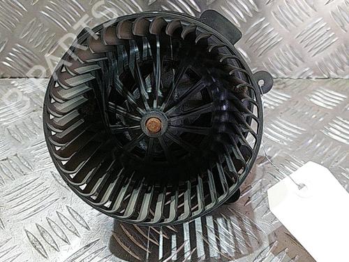 Used Heater blower motor PEUGEOT 307 Break (3E) 2.0 HDi 135 (136 hp) 21506330