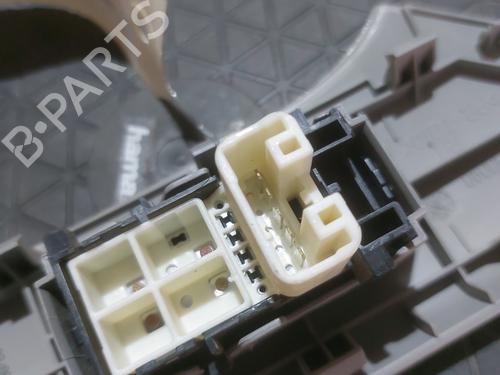 Right front window switch TOYOTA YARIS (_P9_) | BP24367764I26 - Image 3