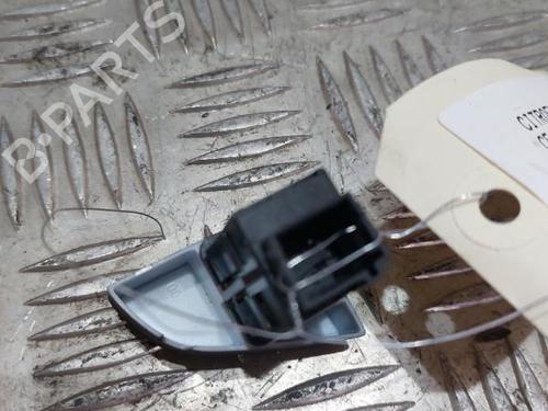 Used Warning switch Warning switch CITROËN C5 III (RD_) 2.0 HDi 140 (RDRHF8, RDRHFA, RDRHA8, RDRHAJ) (140 hp) 21508370 21508370
