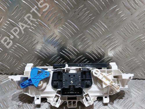 climate-control-renault-twingo-ii-cn0_-2007-25261294 main image