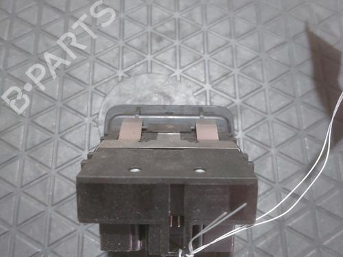 Used Switch Switch MERCEDES-BENZ A-CLASS (W176) A 180 (176.042) (122 hp) 29860376 29860376