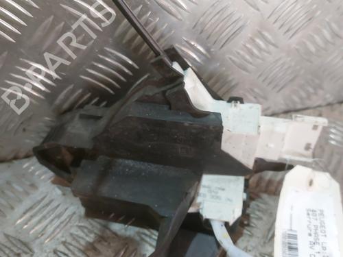 Front right lock PEUGEOT 407 (6D_) 1.6 HDi 110 (6D9HZC, 6D9HYC) | BP21670417C97 