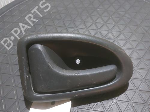 Used Front left interior door handle RENAULT CLIO II (BB_, CB_) 1.2 16V (BB05, BB0W, BB11, BB27, BB2T, BB2U, BB2V, CB05,... (75 hp) 27346325