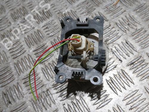 Used Right front fog light Right front fog light PEUGEOT 207 (WA_, WC_) 1.4 (73 hp) 21513548 21513548