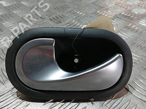 Used Front left interior door handle Front left interior door handle RENAULT CLIO III (BR0/1, CR0/1) 1.5 dCi (BR17, CR17) (86 hp) 21506125 21506125