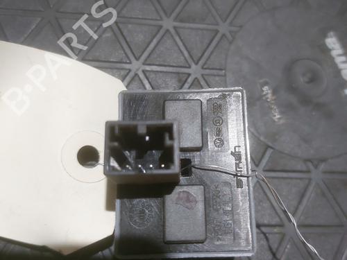 Used Left front window switch Left front window switch VW POLO IV (9N_, 9A_) 1.2 12V (64 hp) 24504627 24504627