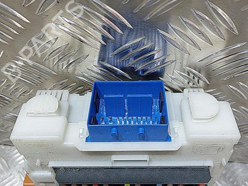 Used Electronic module Electronic module FORD S-MAX (WA6) 2.0 TDCi (140 hp) 21505947 21505947