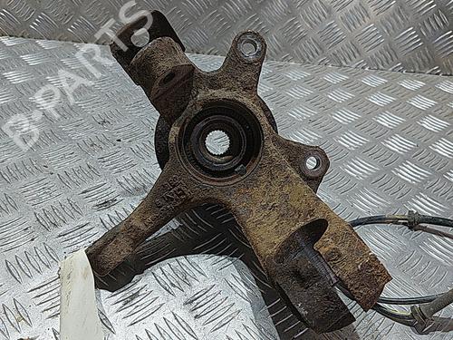 Used Right front steering knuckle Right front steering knuckle CITROËN C1 (PM_, PN_) 1.0 (68 hp) 21513315 21513315