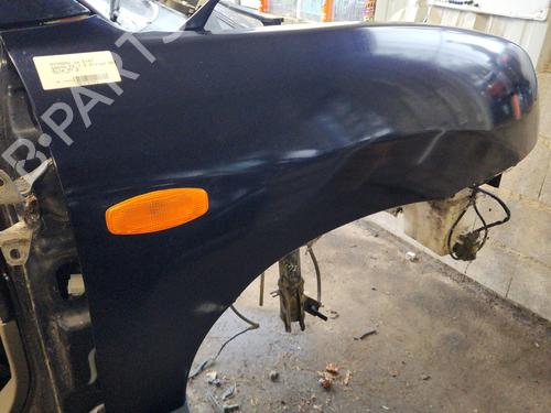 Used Right front fenders HYUNDAI SANTA FÉ I (SM) 2.0 CRDi 4x4 (125 hp) 31070841
