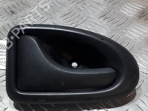 Used Rear left interior door handle DACIA LOGAN MCV (KS_) 1.6 16V (KS0L, KS0M, KS0P, KS1S) (105 hp) 21514992